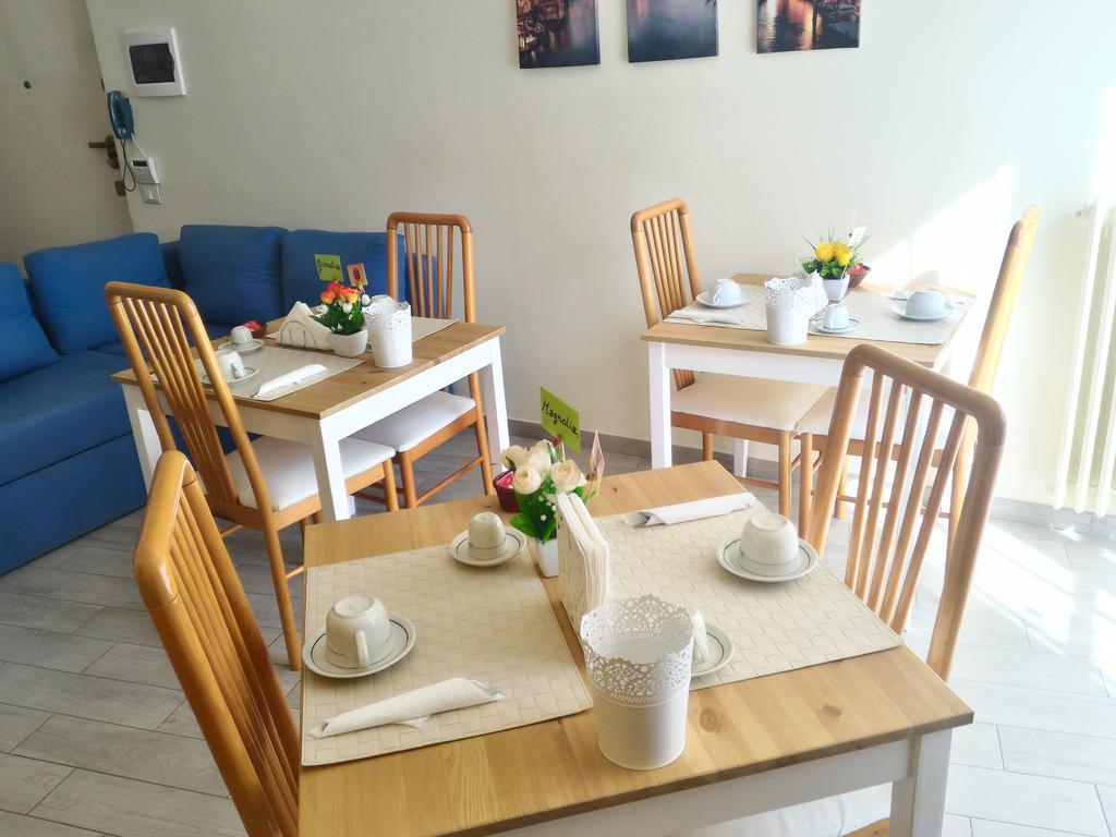 B&B Il Giardino In Citta - Parcheggio Privato Gratuito Foggia Eksteriør bilde