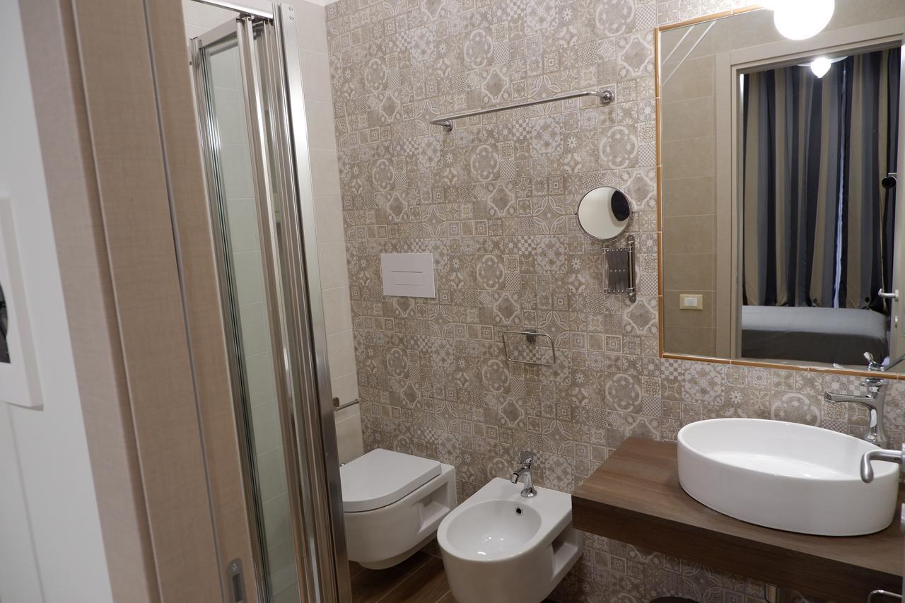 B&B Il Giardino In Citta - Parcheggio Privato Gratuito Foggia Eksteriør bilde